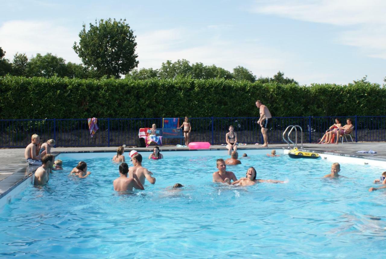 Groepsaccommodatie Vollenhove Bagian luar foto
